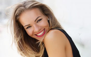 Teeth Whitening 101: All You Need to Know Before Getting It